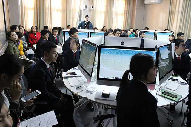 有效推进混合式教学 打造高端实操电商人才 ——劲松职高李霄潇老师顺利完成区级研究课
