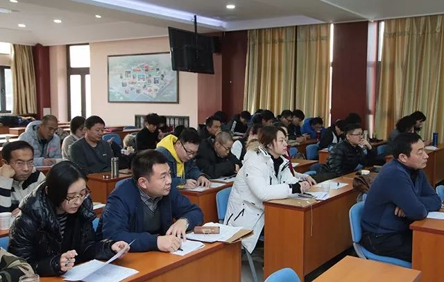 加强班级建设 提升核心素养——北京市劲松职业高中进行班主任创新管理模式研讨活动