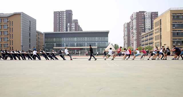 法国学校师生到北京市劲松职业高中开展交流活动